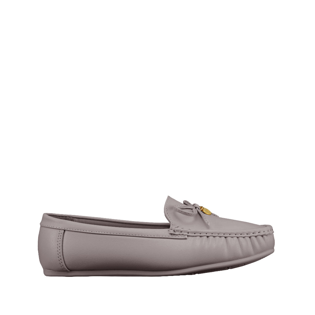 Women Recycled Materials of Synthetic Leather Loafer